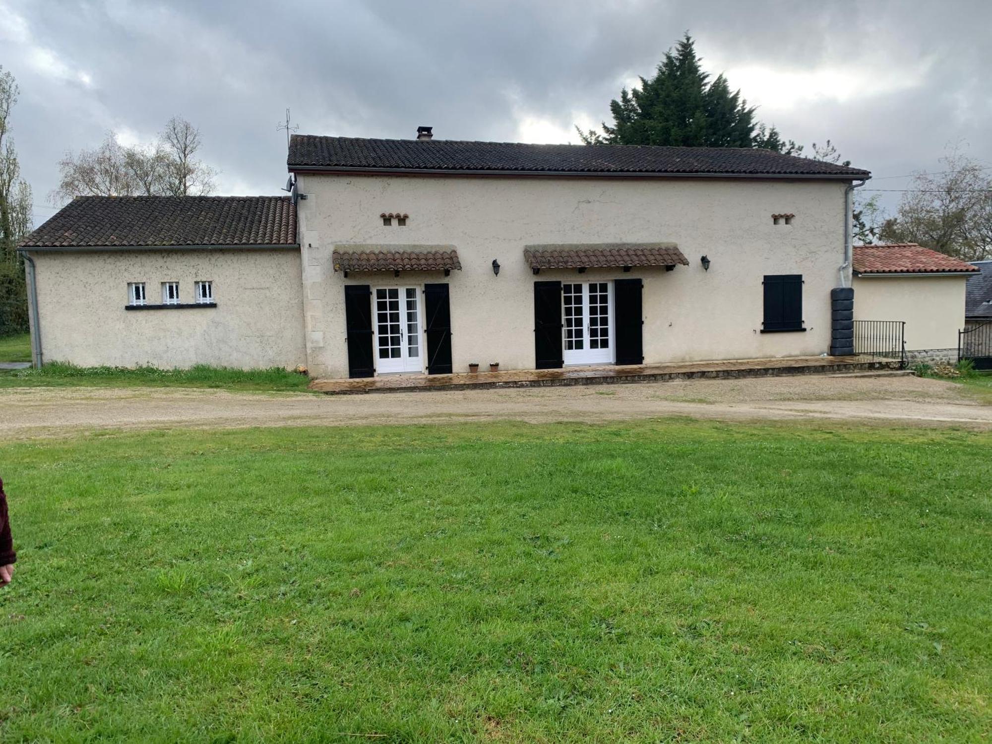 Le Bois D'Amour Gite Et Chambres Charroux  Extérieur photo