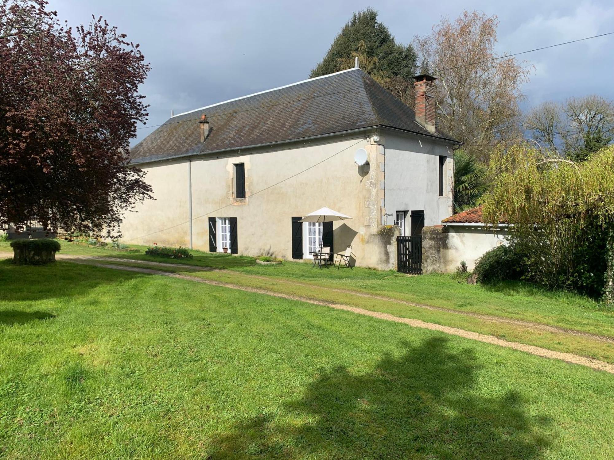 Le Bois D'Amour Gite Et Chambres Charroux  Extérieur photo